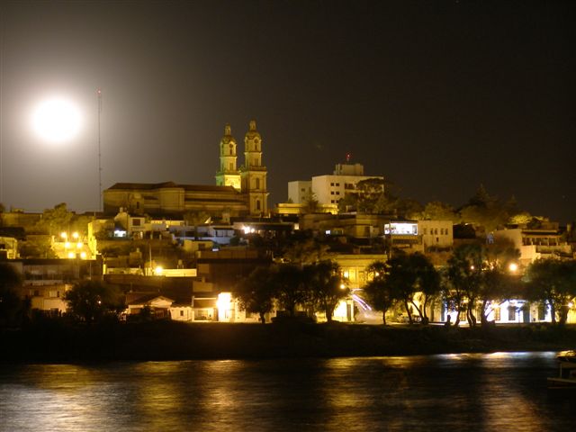 Carmen de Patagones by night