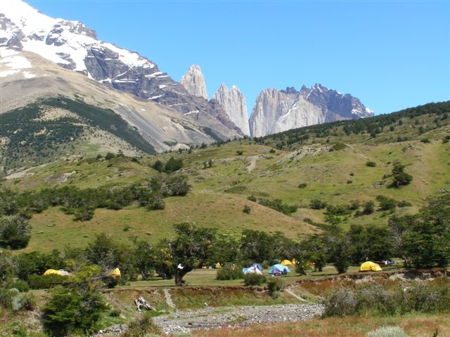 Chili - camping - Torres del Paine park
