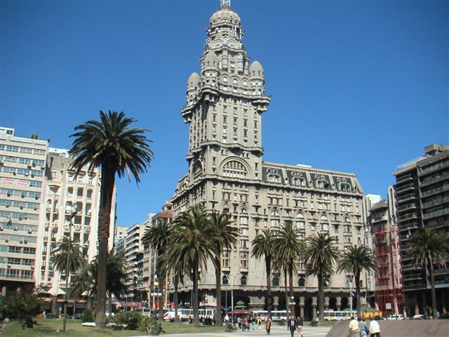 mooi en bekend plein Montevideo